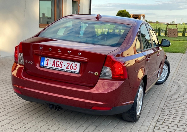 Volvo S40 cena 26900 przebieg: 126471, rok produkcji 2010 z Rawicz małe 781